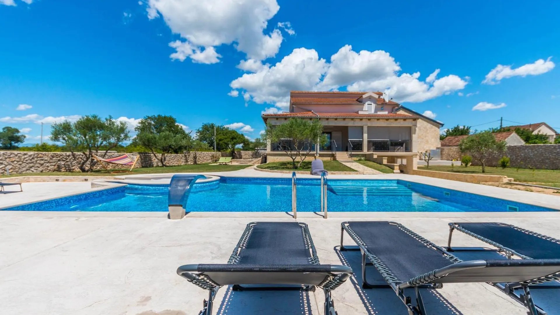 Elischeba Villa Brkic