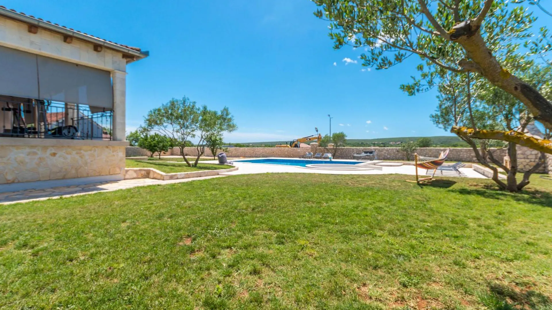 Elischeba Villa Brkic